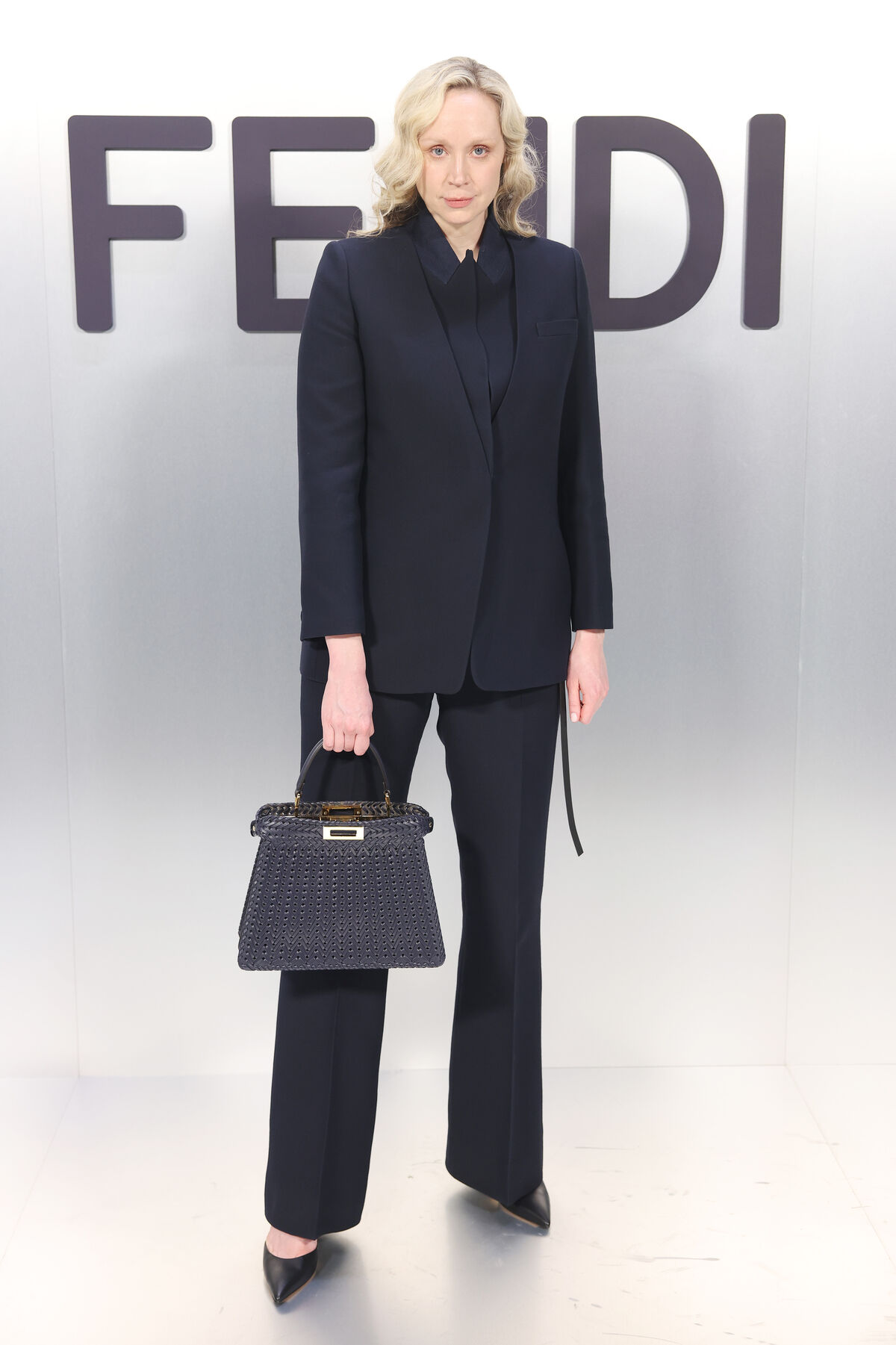 Показ Fendi в Милане: Кристина Ричи в халате и Гвендолин Кристи в мрачном костюме