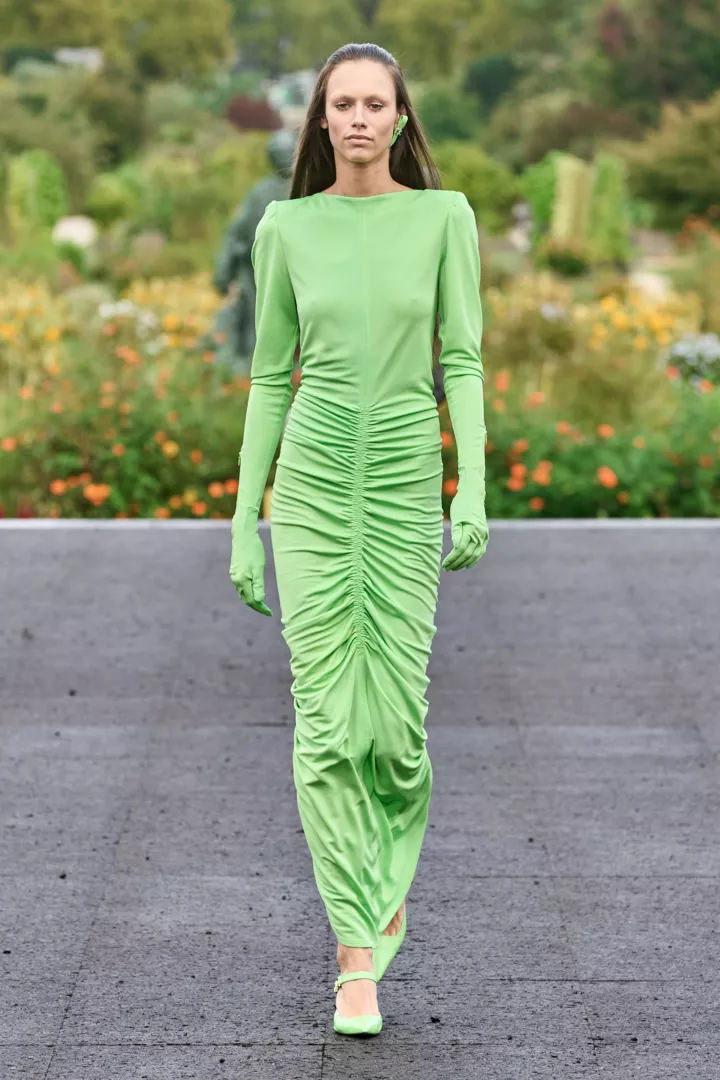 Новая коллекция Givenchy весна-лето 2023: самые красивые идеи
