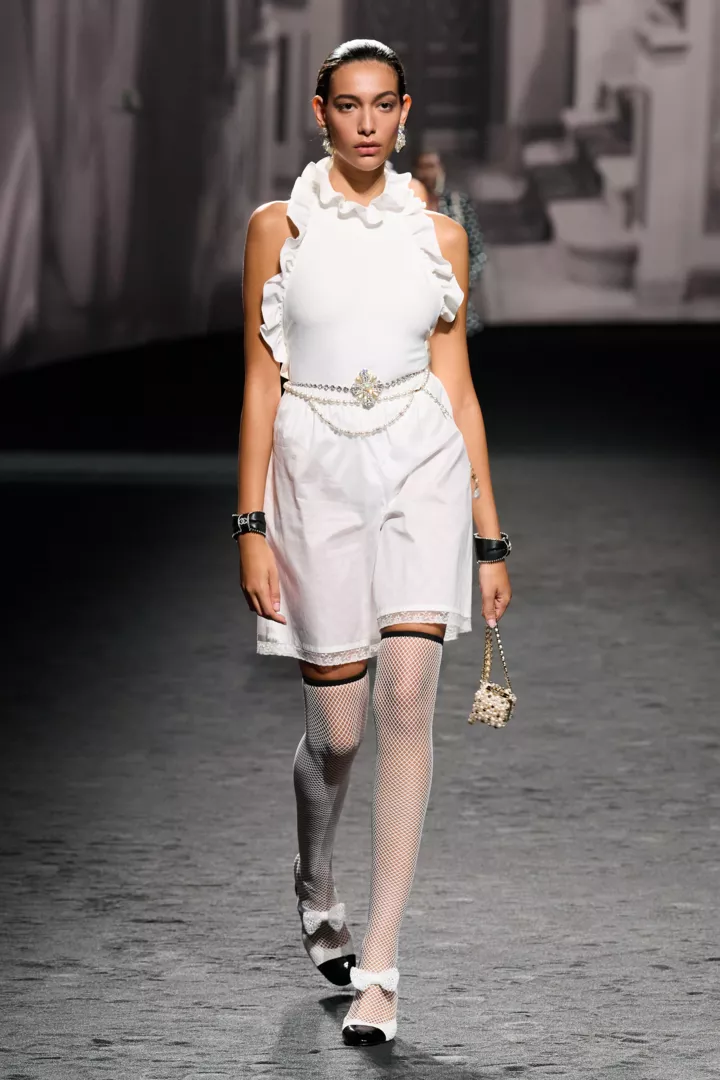 Новая коллекция Chanel весна-лето 2023: современные и стильные вещи