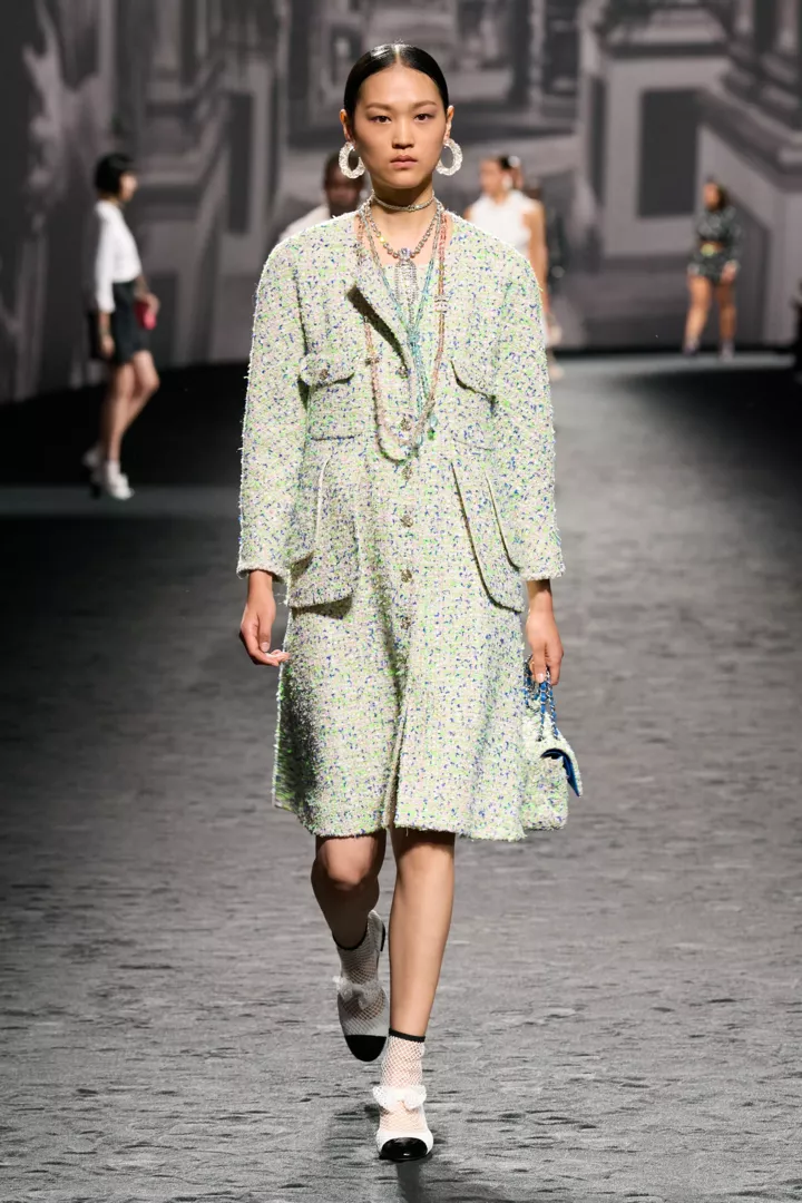 Новая коллекция Chanel весна-лето 2023: современные и стильные вещи