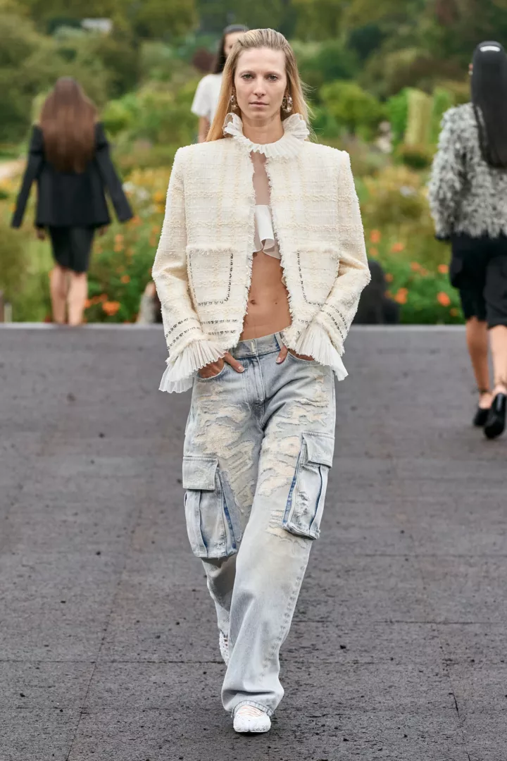 Новая коллекция Givenchy весна-лето 2023: самые красивые идеи
