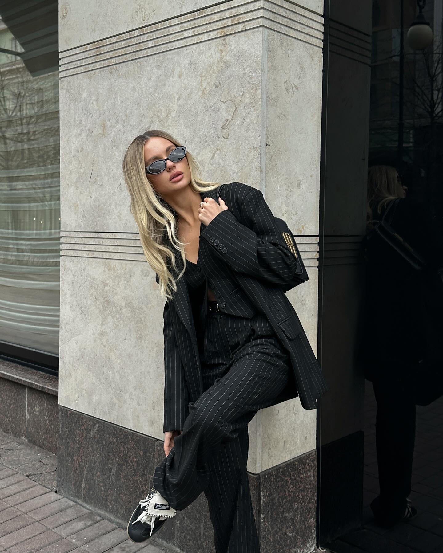 Стиль glam casual лета 2026: 60+ самых смелых и интересных идей
