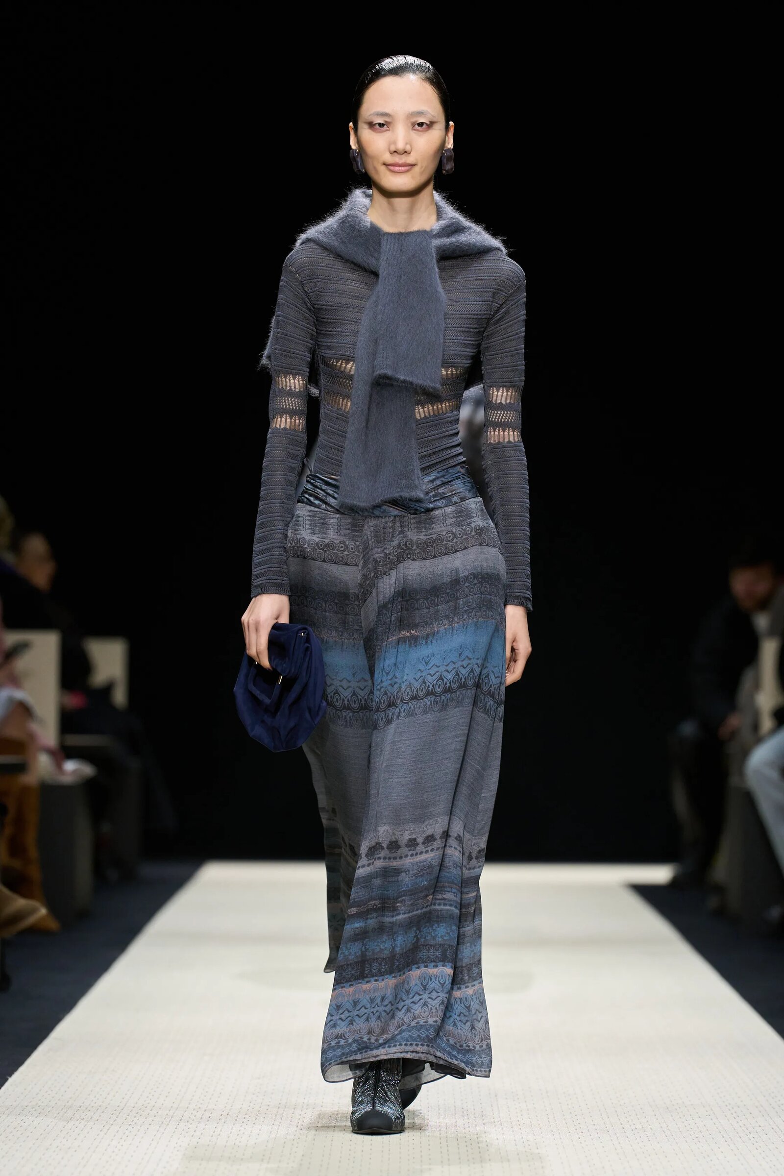 Новая коллекция Giorgio Armani осень-зима 2025-2026: путешествие к сути элегантности