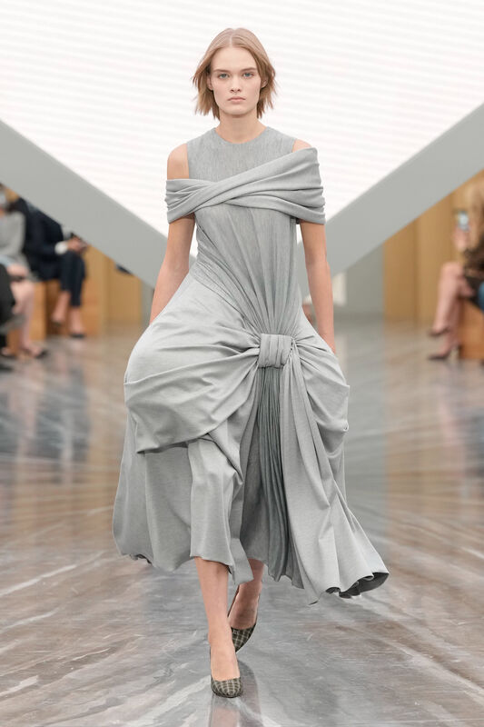Новая коллекция Christian Dior весна-лето 2026: смелый диалог эпох