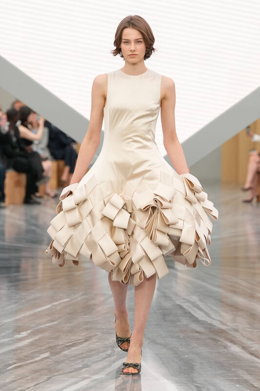 Новая коллекция Christian Dior весна-лето 2026: смелый диалог эпох