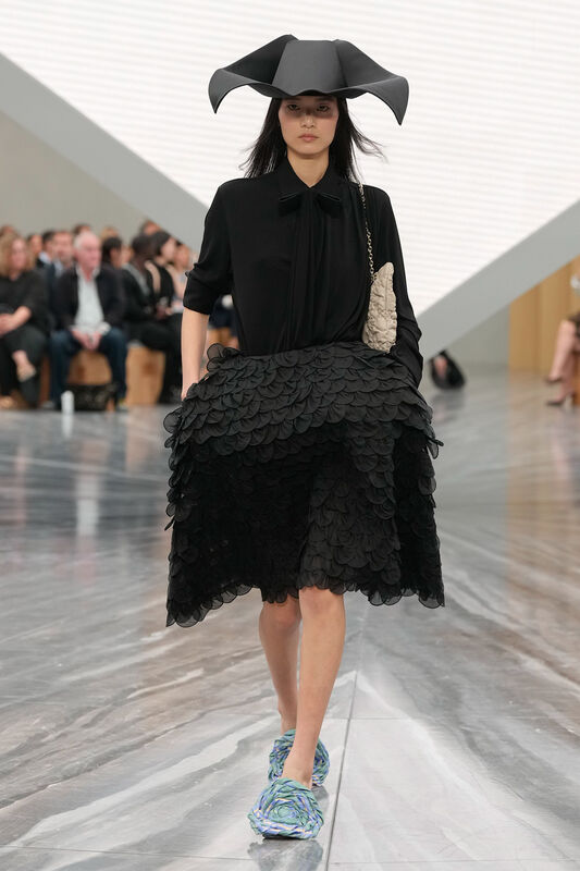 Новая коллекция Christian Dior весна-лето 2026: смелый диалог эпох