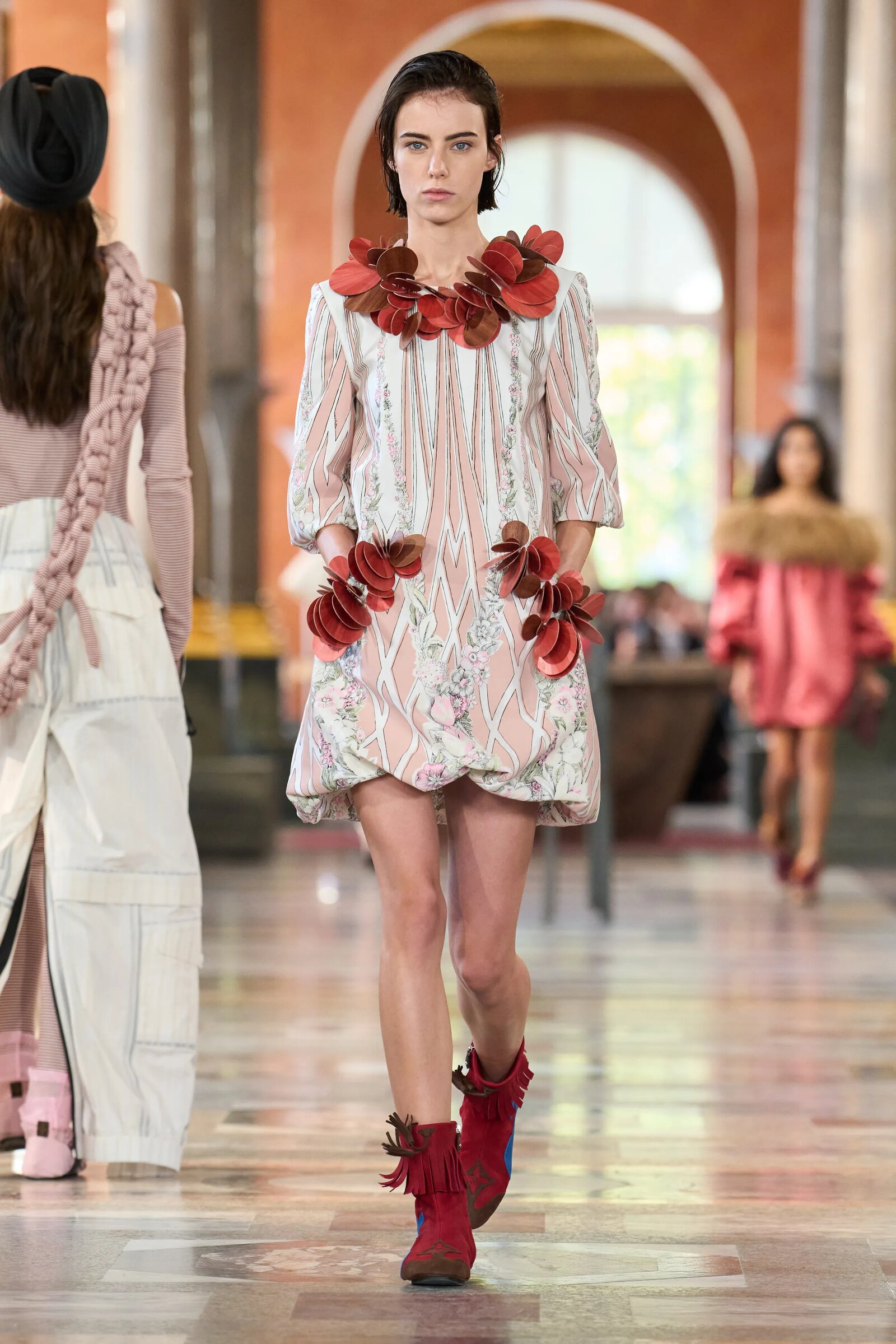 Новая коллекция Louis Vuitton весна-лето 2026: новый и стильный ДНК